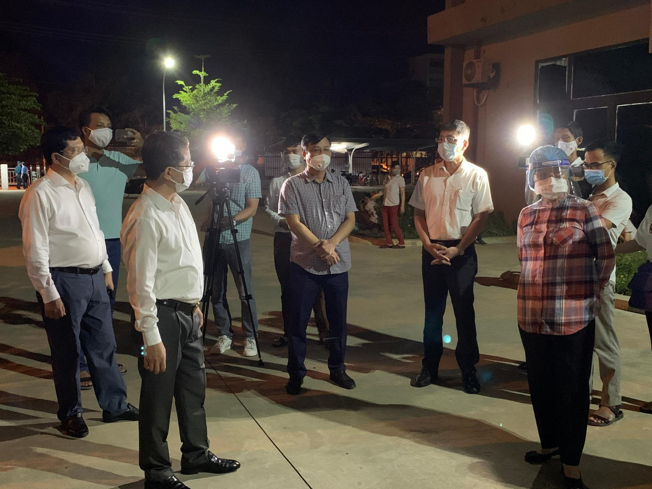 Bí thư Đà Nẵng kiểm tra hoạt động phòng, chống COVID-19 trên địa bàn