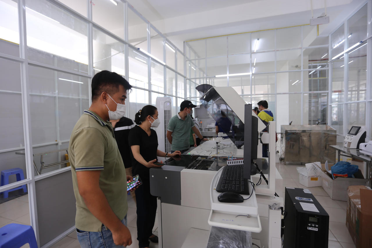 Cận cảnh bên trong bệnh viện Dã chiến điều trị bệnh nhân COVID-19 ở Đà Nẵng