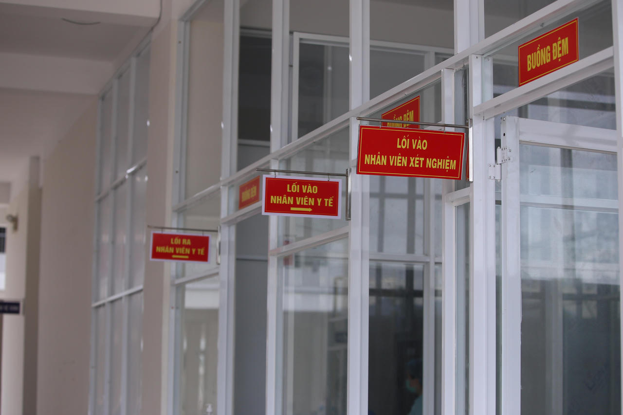 Cận cảnh bên trong bệnh viện Dã chiến điều trị bệnh nhân COVID-19 ở Đà Nẵng