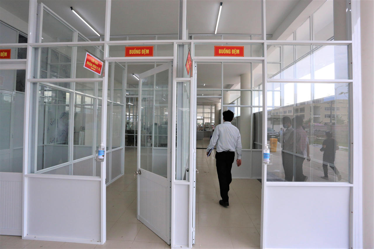 Cận cảnh bên trong bệnh viện Dã chiến điều trị bệnh nhân COVID-19 ở Đà Nẵng