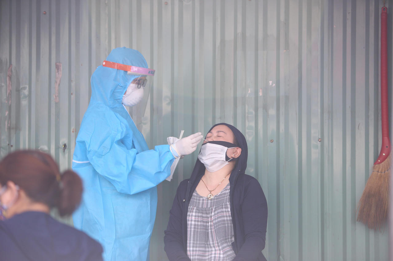 Đà Nẵng khẩn tìm người liên quan hàng loạt tiểu thương mắc COVID-19