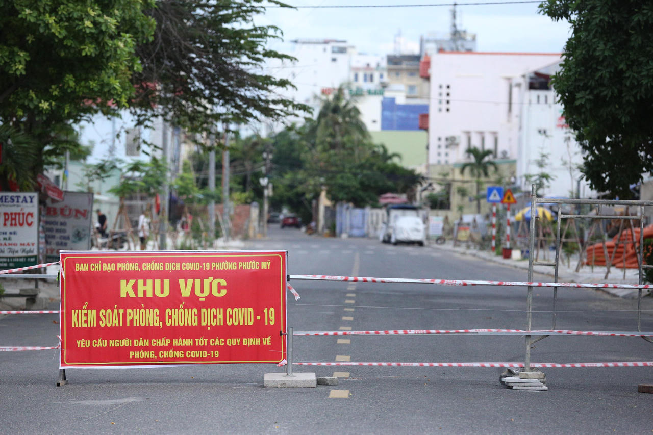Những con phố 'lặng thinh' khi Đà Nẵng giãn cách xã hội