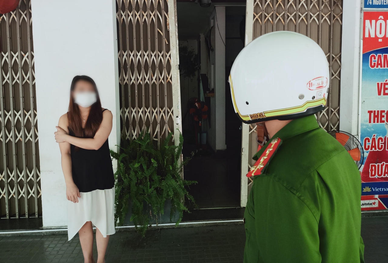 Đề xuất phạt 2 cá nhân đến 22,5 triệu đồng vì... ly cafe trong thời gian "ai ở đó ở yên đó"