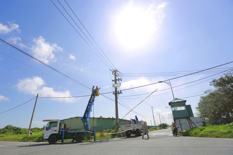 EVNCPC: Nhiều giải pháp đảm bảo cung cấp điện phòng chống dịch tại miền Trung – Tây Nguyên 