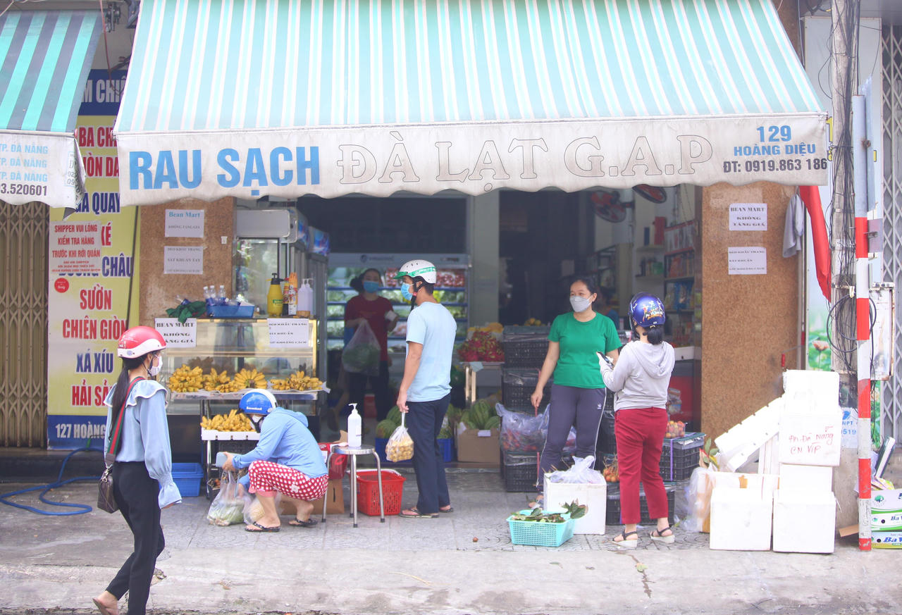 Ảnh: Đà Nẵng chuyển trạng thái chống dịch mới sau 20 ngày “ai ở đâu ở yên đó”