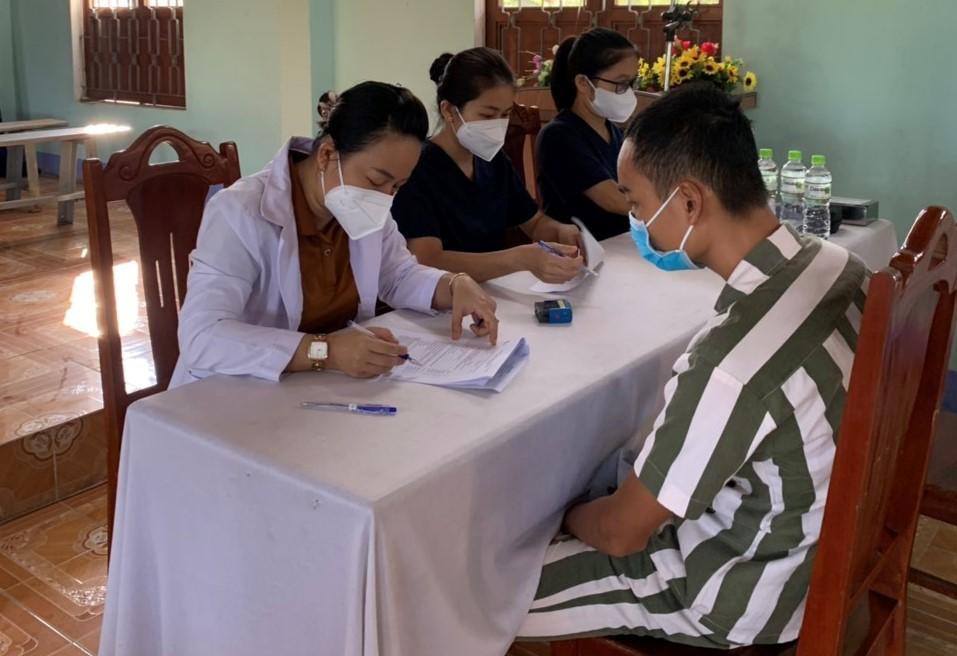 Đà Nẵng tiêm vắc xin ngừa COVID-19 cho gần 1.000 phạm nhân