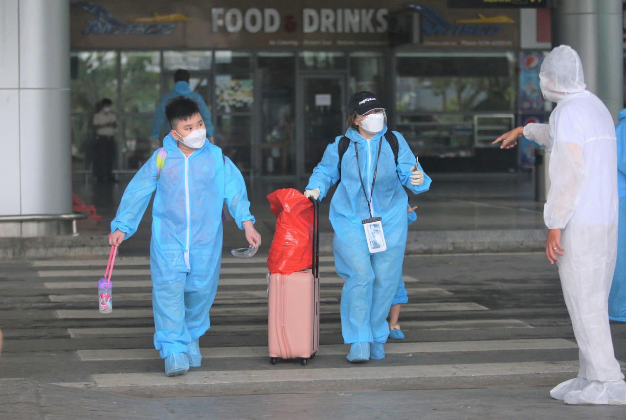 'Chuyến bay 0 đồng' đưa hơn 400 thai phụ, trẻ em từ TP HCM về Đà Nẵng