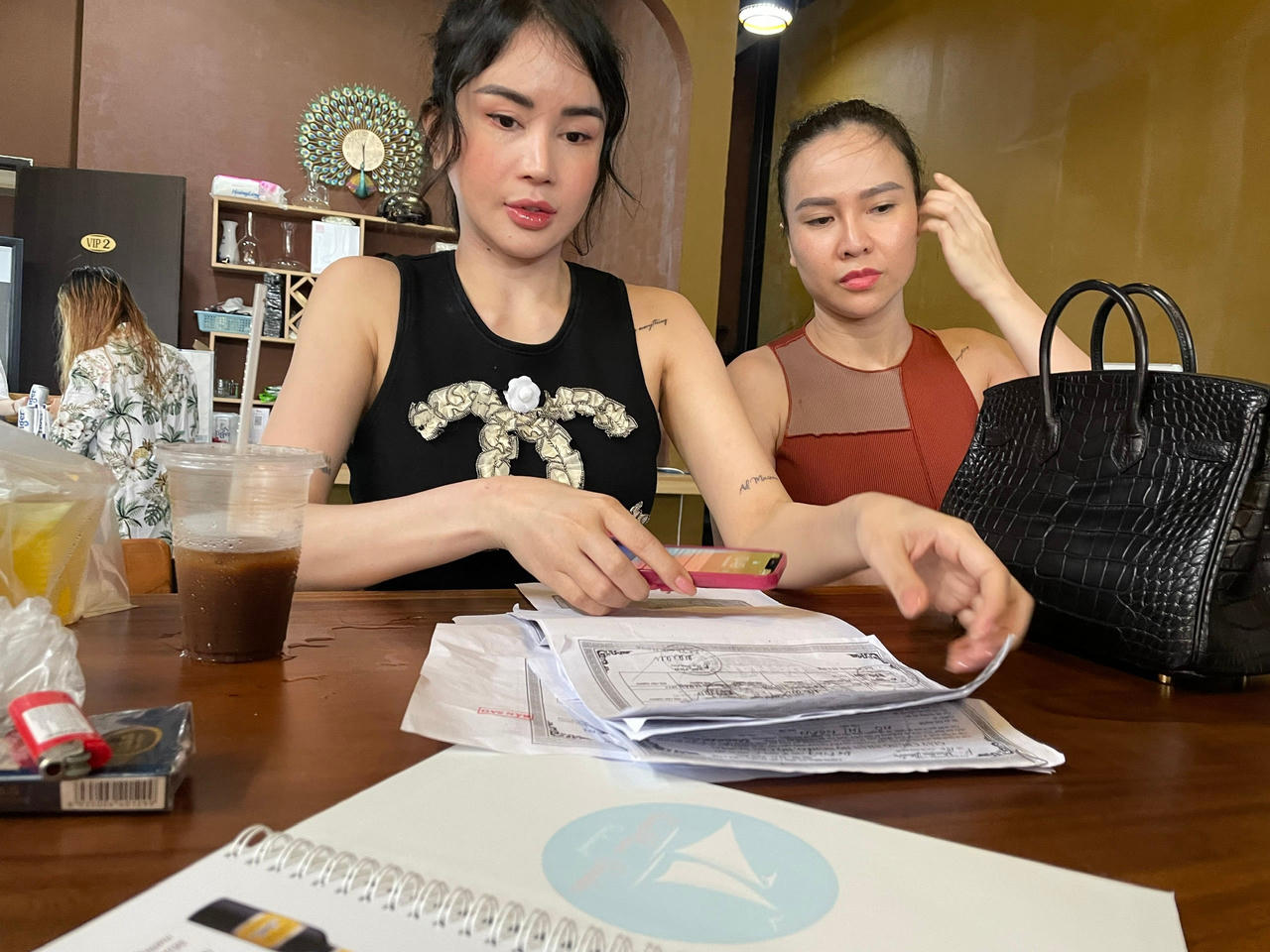 Điều ít biết về cô gái trẻ đứng đằng sau những tấm lòng thiện nguyện ở Đà Nẵng!