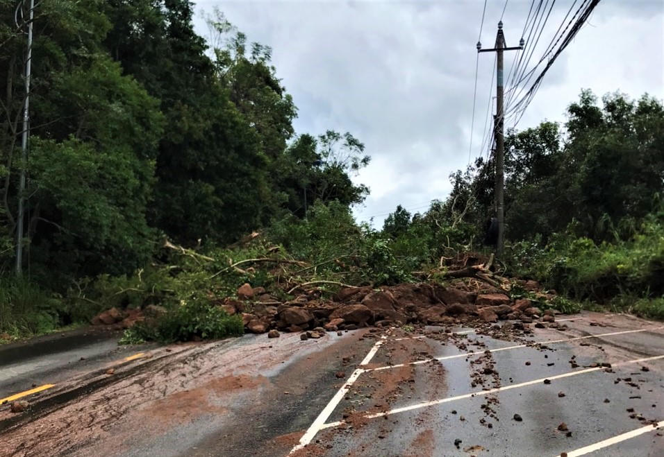 Đà Nẵng: Hầm chui trăm tỷ nước ngập tận nóc, đường phố tan hoang sau trận mưa lũ lịch sử