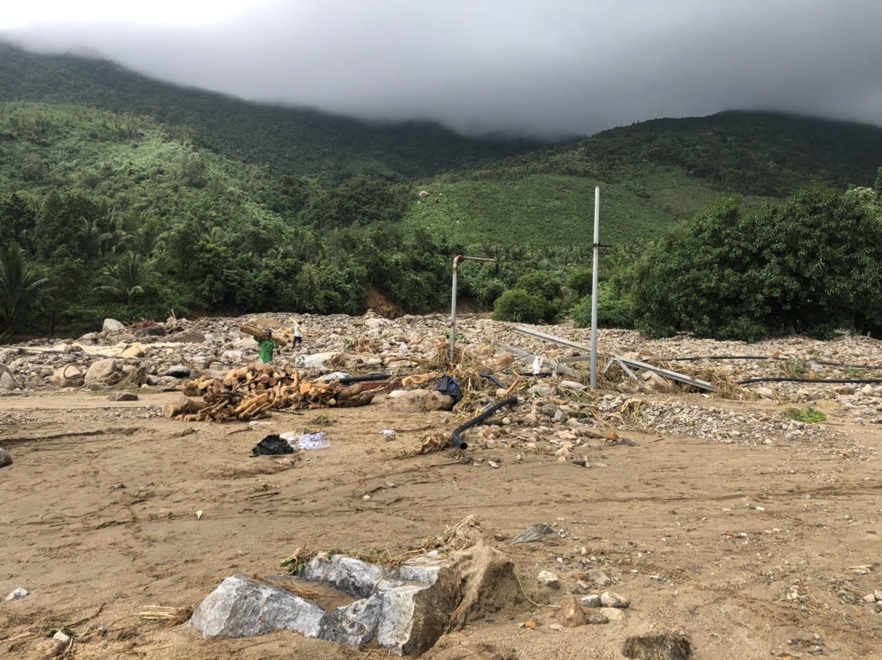 Hiện trường sạt lở kinh hoàng tại hầm Hải Vân