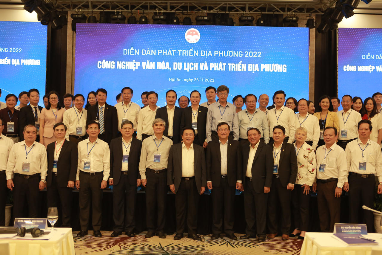 Phát huy vai trò của ngành công nghiệp văn hóa trong mối liên kết với du lịch