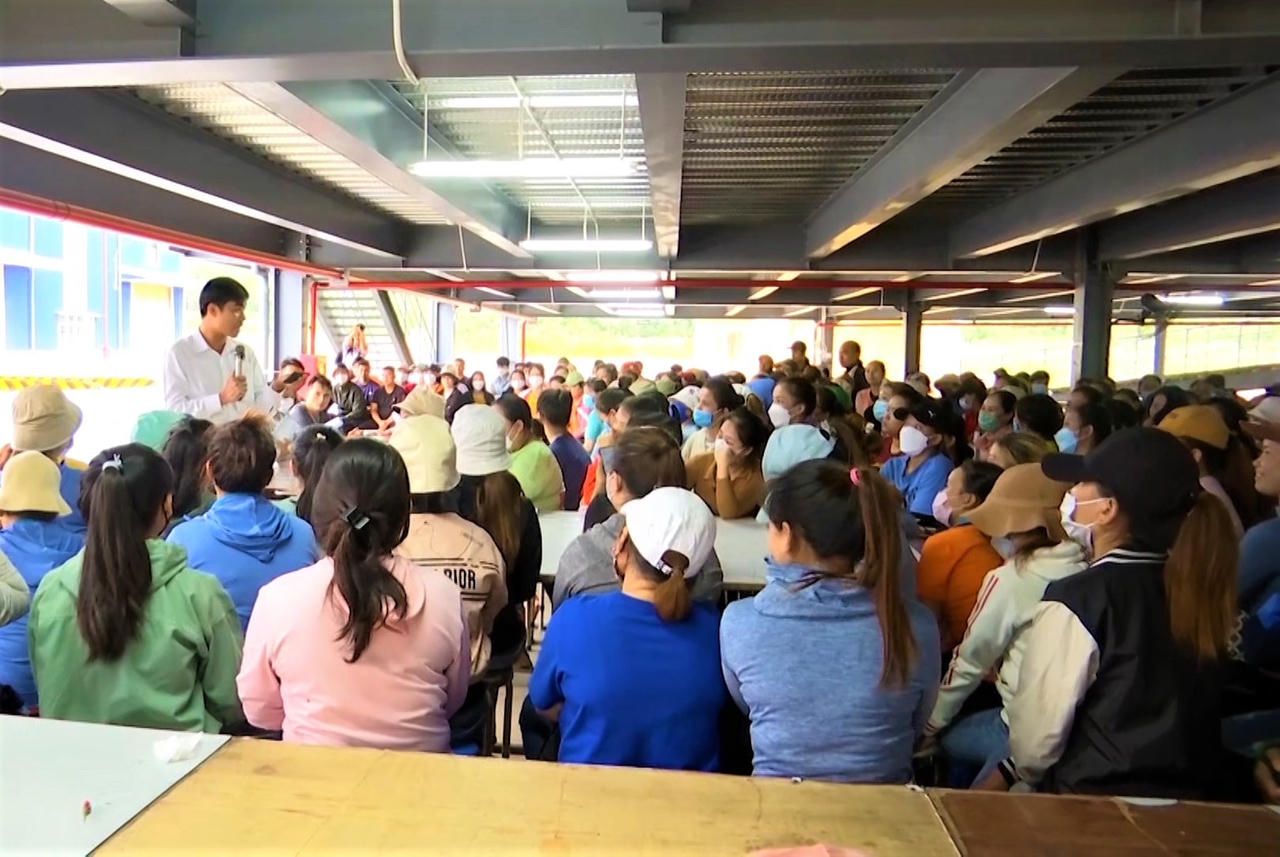 Hàng trăm công nhân ở Đà Nẵng bất ngờ bị thôi việc 