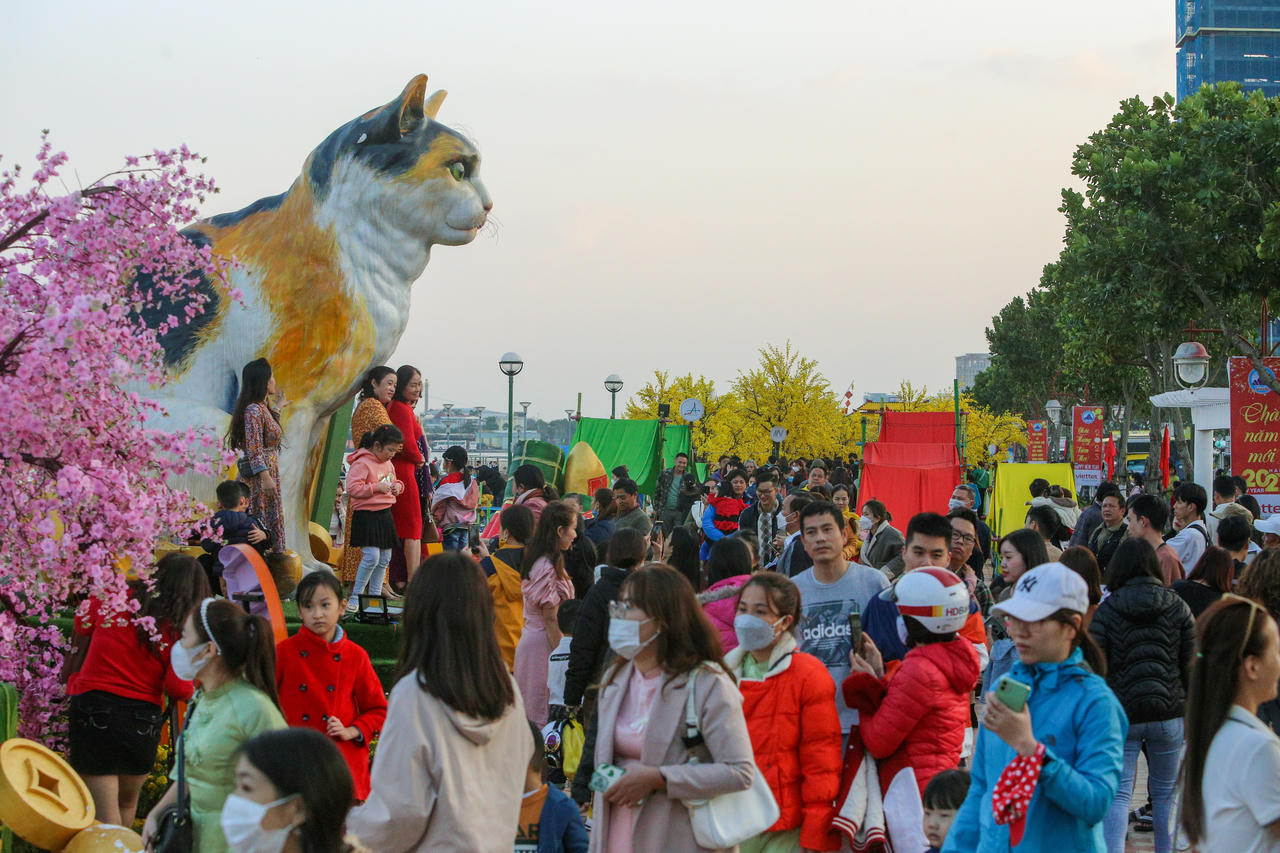 Đường hoa Tết Đà Nẵng mở cửa thêm 10 ngày để phục vụ du lịch