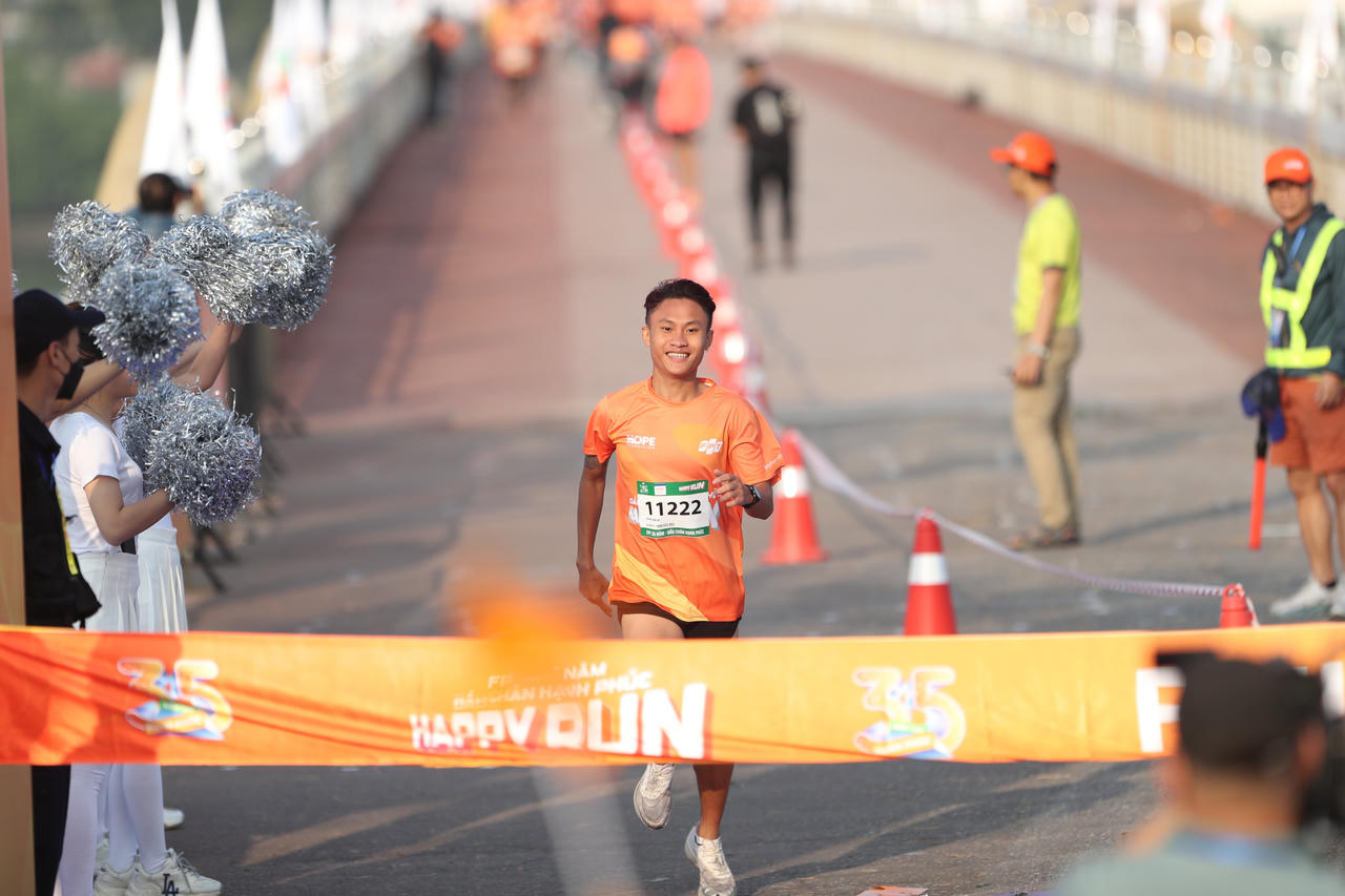 3.500 người tham gia chạy bộ gây quỹ hỗ trợ trẻ em khó khăn