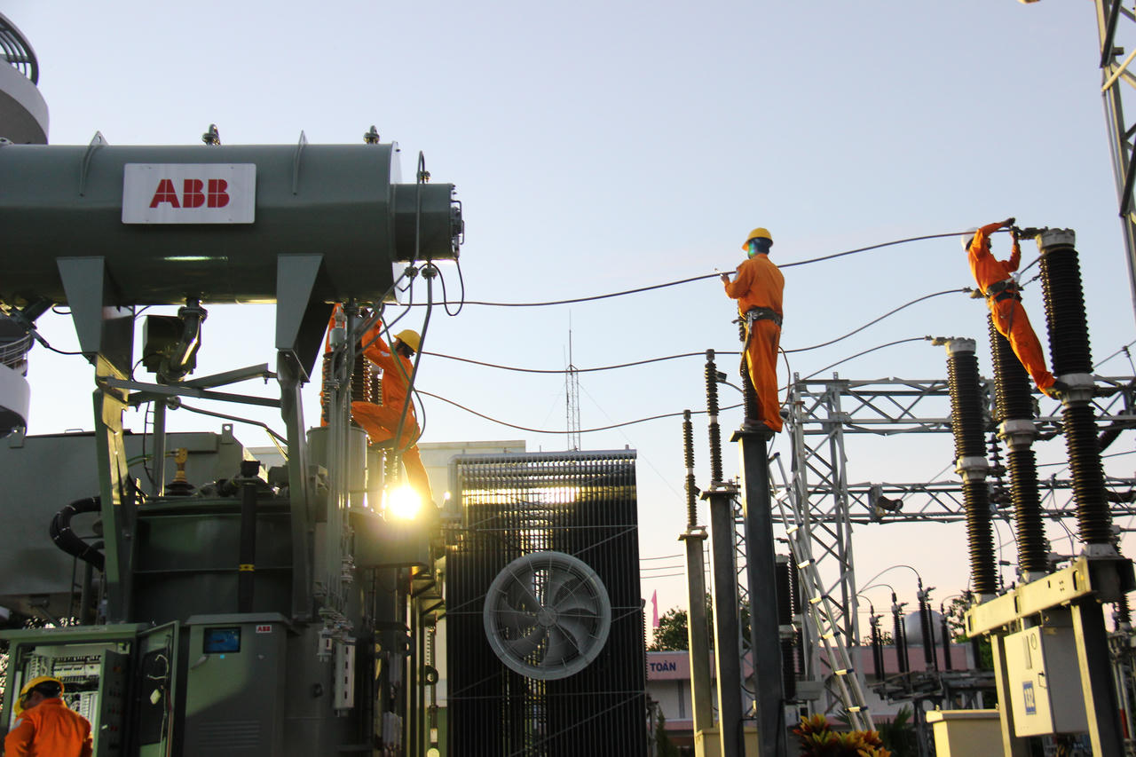 EVNCPC sẵn sàng các kịch bản cấp điện mùa khô 2023