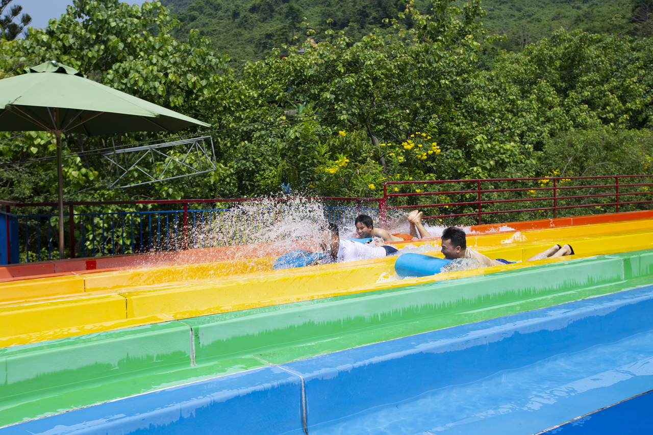 Khu du lịch tại Đà Nẵng đón gần 20.000 lượt khách sau 3 ngày đầu nghỉ lễ