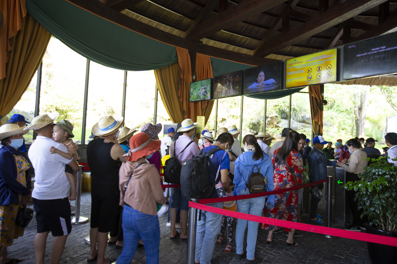 Khu du lịch tại Đà Nẵng đón gần 20.000 lượt khách sau 3 ngày đầu nghỉ lễ