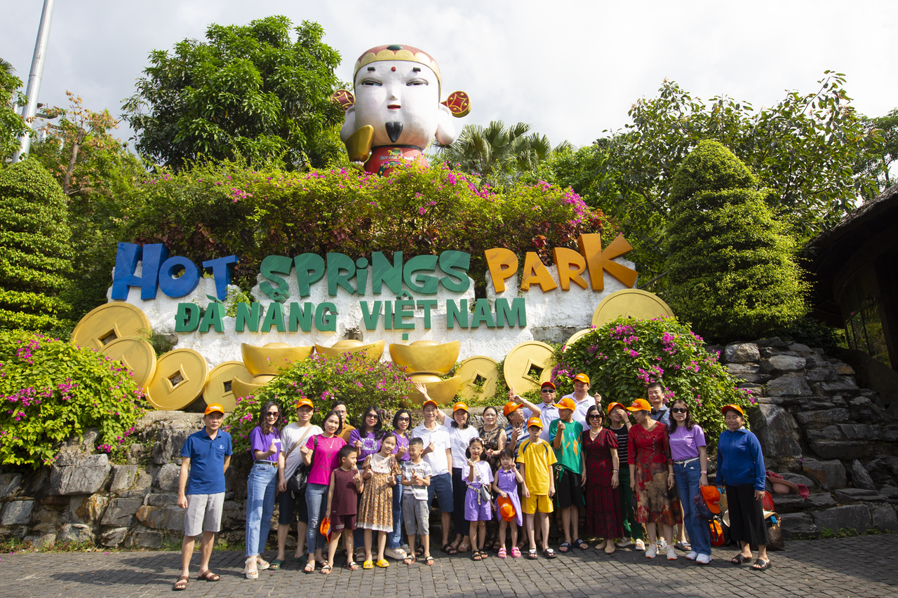 Khu du lịch tại Đà Nẵng đón gần 20.000 lượt khách sau 3 ngày đầu nghỉ lễ