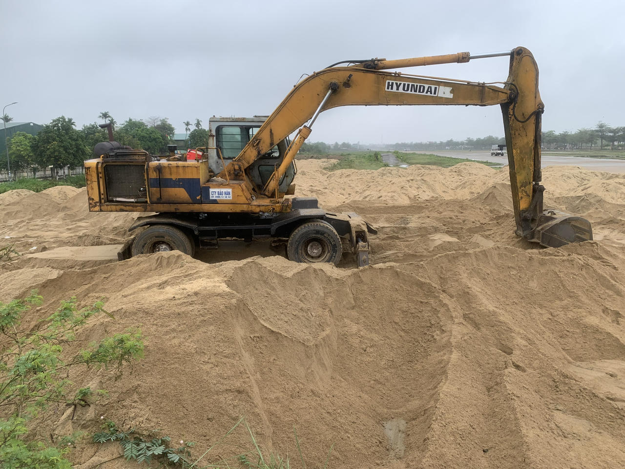 Sở Xây dựng Quảng Ngãi lại tự bác bỏ ý tưởng sử dụng đá bụi thay thế cát