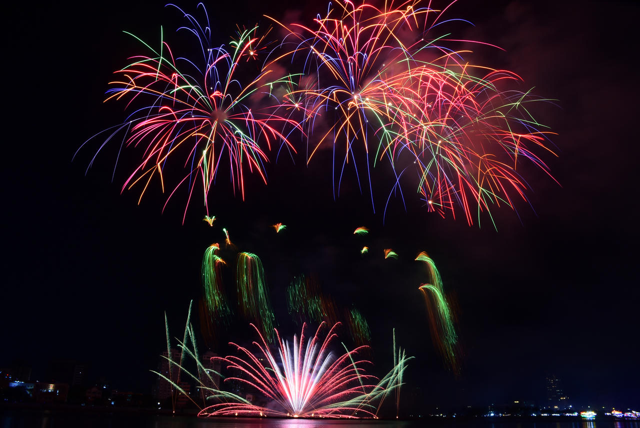 Mãn nhãn đêm khai mạc DIFF của đương kim vô địch Phần Lan và đội Việt Nam