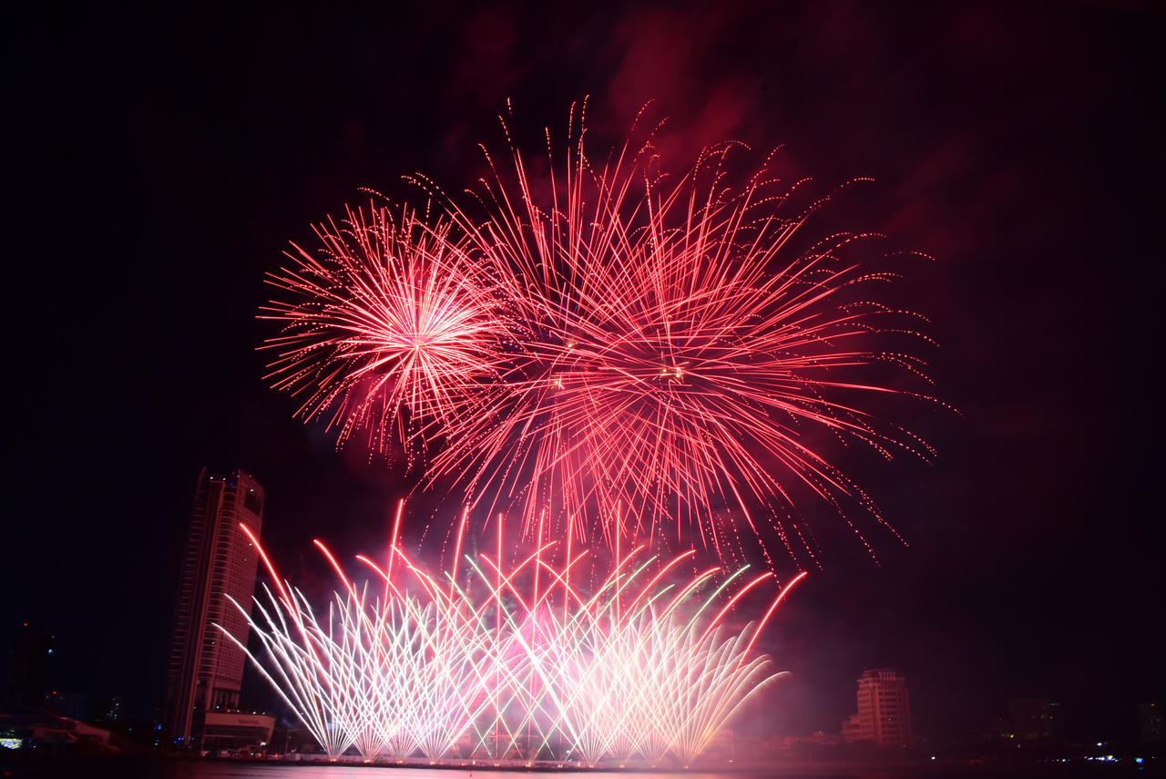 Mãn nhãn đêm khai mạc DIFF của đương kim vô địch Phần Lan và đội Việt Nam