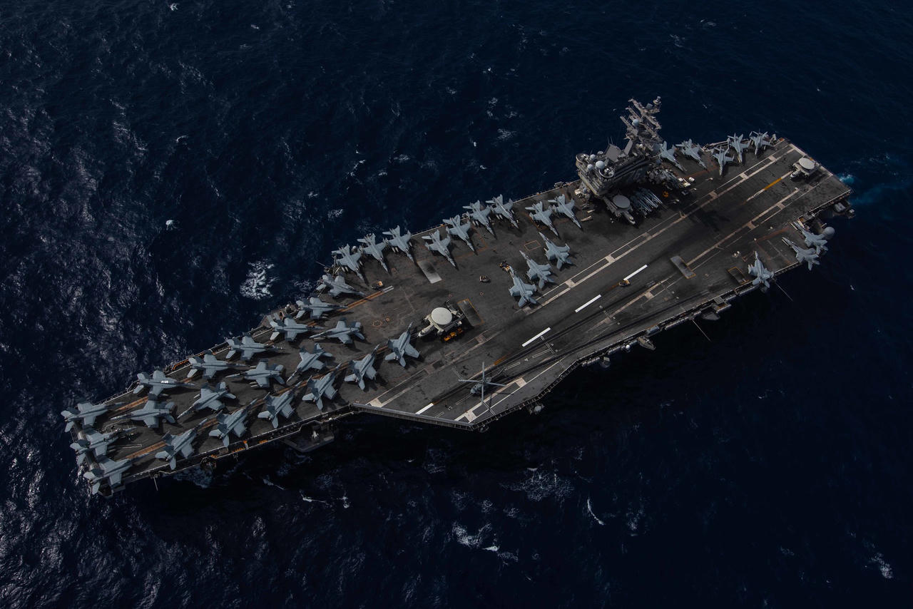 Nhóm tác chiến tàu sân bay USS Ronald Reagan thăm Việt Nam
