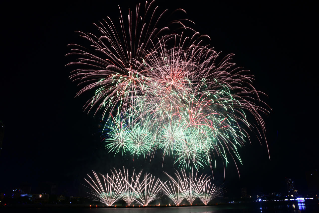 Mãn nhãn đêm chung kết Lễ hội pháo hoa Quốc tế Đà Nẵng 2023