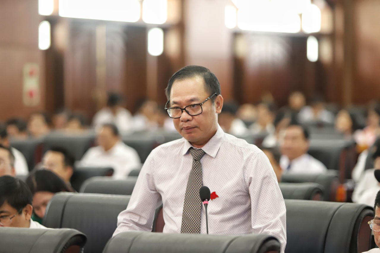 Thành phố du lịch nhưng "thiếu bãi đỗ xe", Đà Nẵng họp tìm giải pháp