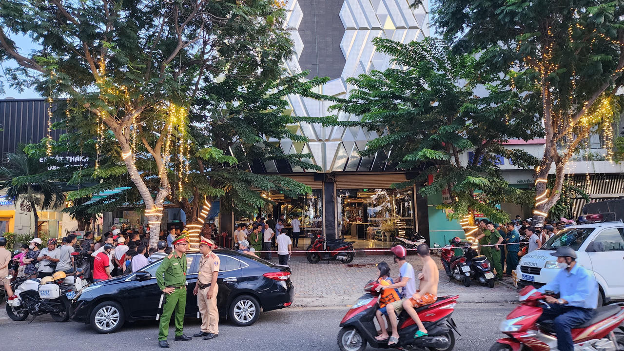 Lời khai của nhân viên quán karaoke đâm khách tử vong