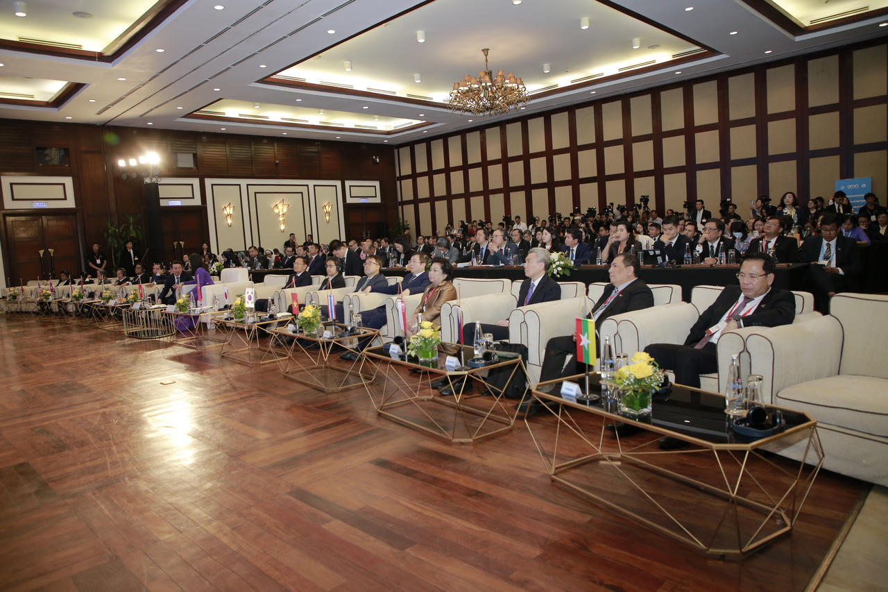 ASEAN thông qua các tuyên bố chung về thông tin truyền thông