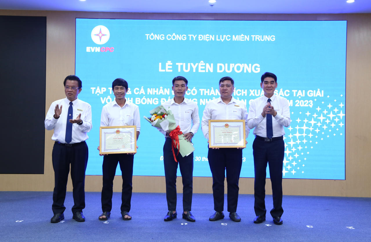EVNCPC tuyên dương các đội, tác giả đạt giải tại cuộc thi “Phụ nữ EVN sáng tạo”