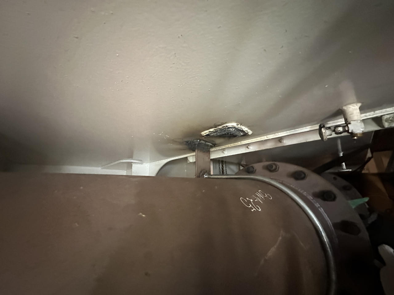 Khám nghiệm hiện trường vụ nổ tại Nhà máy đóng tàu Dung Quất 