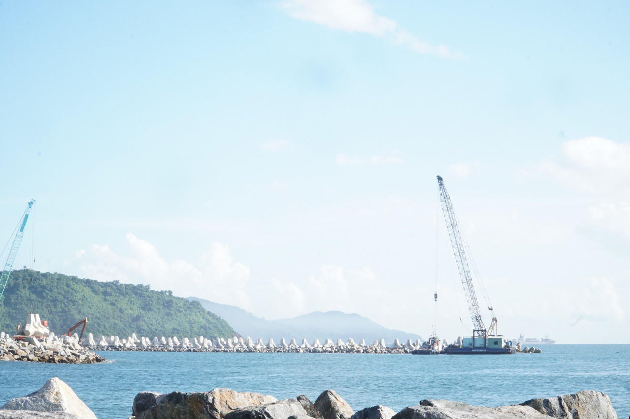 Chủ tịch Quốc hội Vương Đình Huệ kiểm tra tiến độ Dự án Bến cảng Liên Chiểu