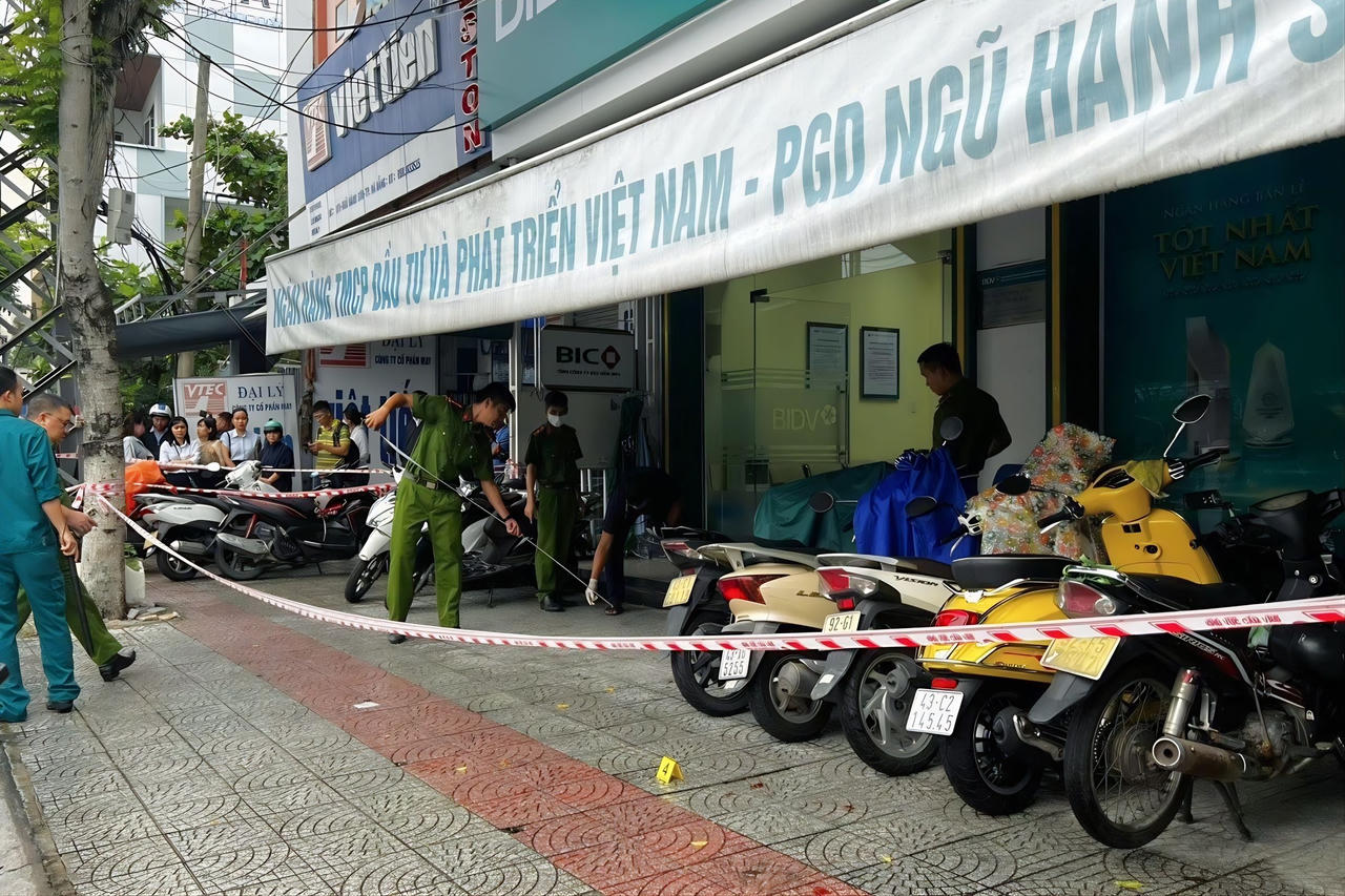 Đề xuất truy tặng Huân chương Dũng cảm cho bảo vệ ngân hàng tử vong khi bắt cướp