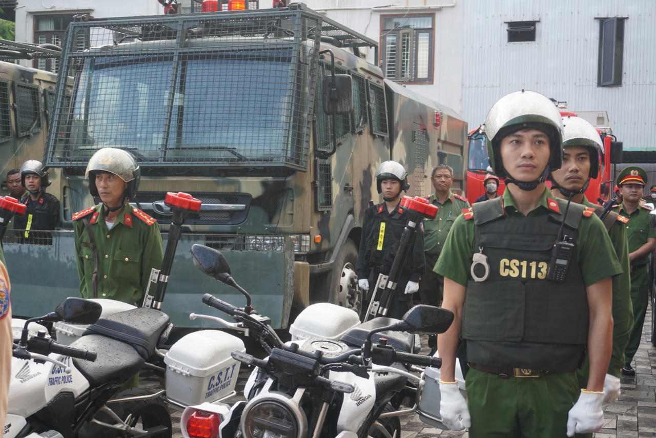 Các địa phương đồng loạt ra quân trấn áp tội phạm dịp Tết Nguyên đán