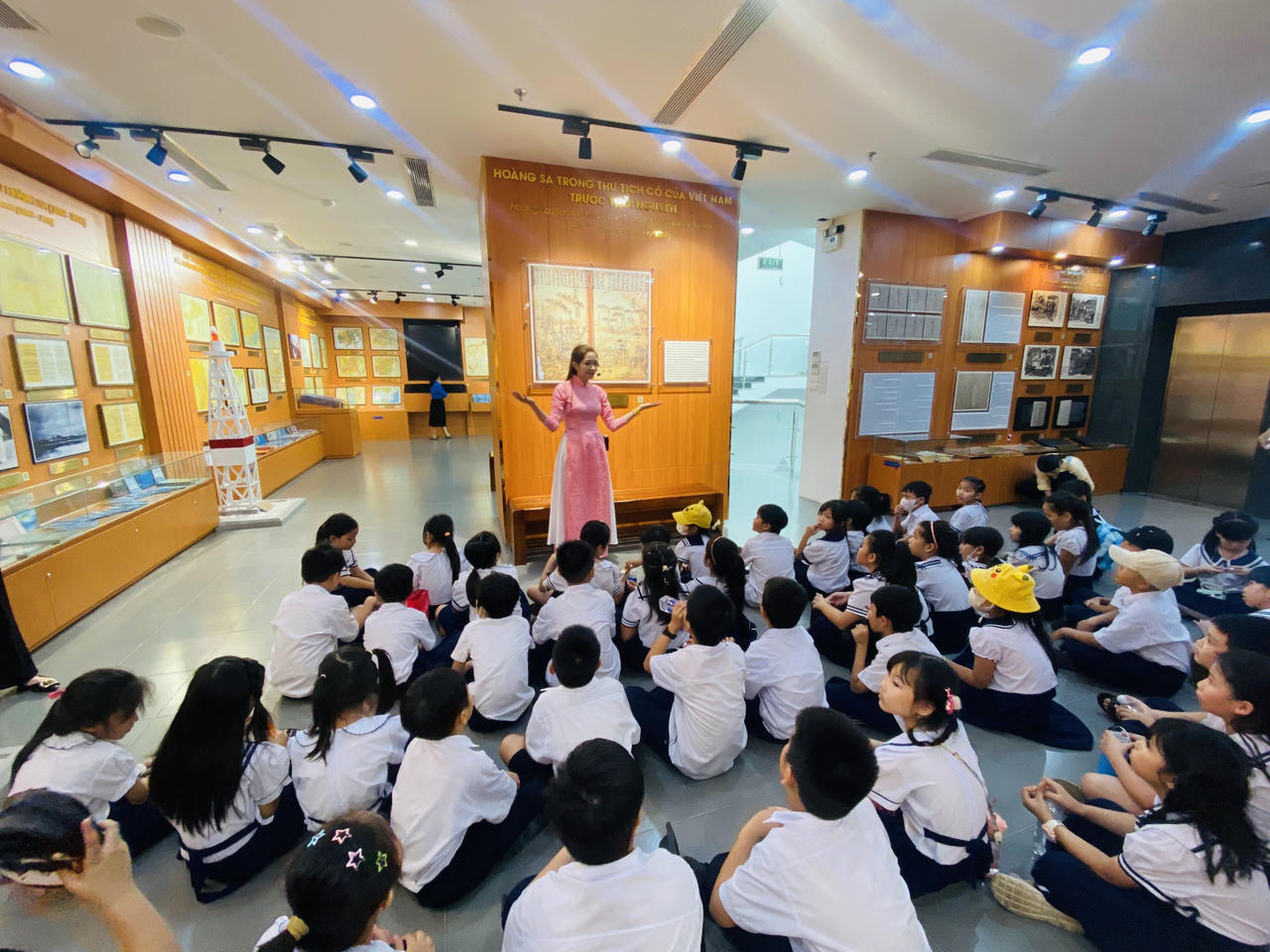 Nơi lưu giữ bằng chứng về chủ quyền của Việt Nam đối với 2 quần đảo Hoàng Sa và Trường Sa