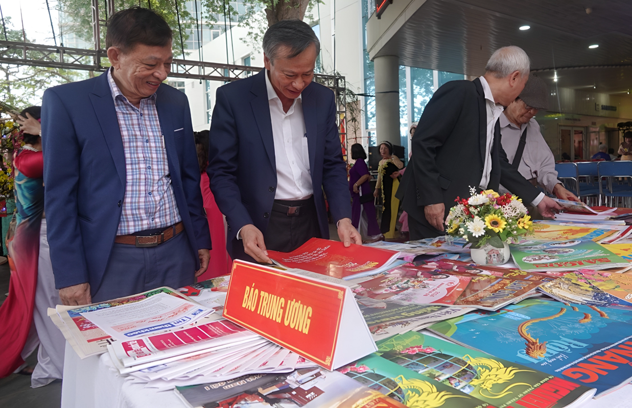 Khai mạc Hội Báo Xuân Giáp Thìn 2024 tại Đà Nẵng và Quảng Ngãi