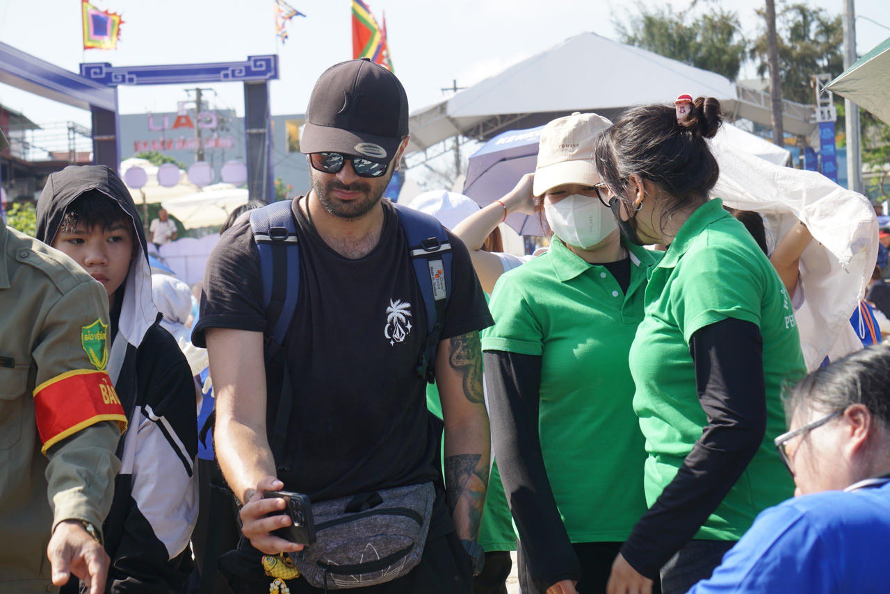 Ngư dân Đà Nẵng tranh tài tại lễ hội cầu ngư truyền thống