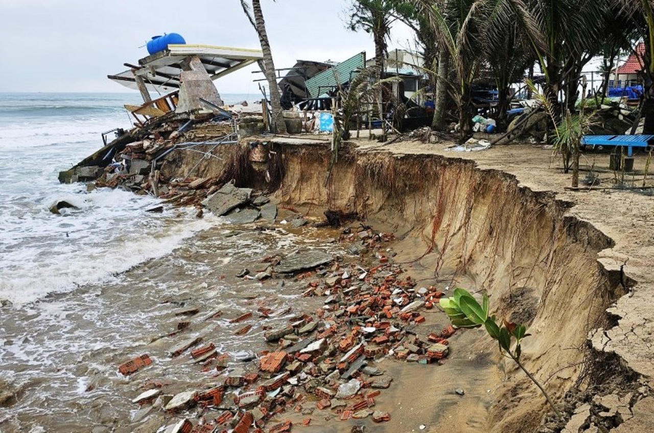 Dự án kè bảo vệ bờ biển Hội An chậm so với kế hoạch 