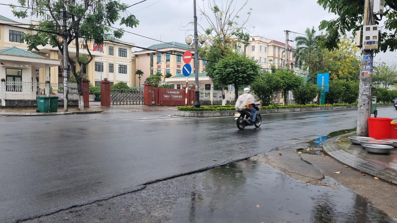 Quảng Nam, Quảng Ngãi đón cơn "mưa vàng" giải nhiệt
