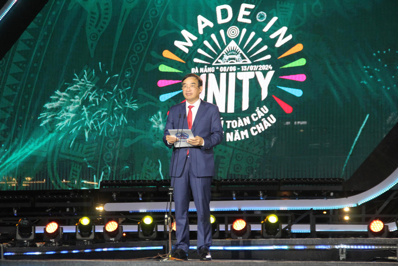 Bừng sáng đêm Đà Nẵng với màn khai mạc DIFF 2024 của đội Pháp và Việt Nam