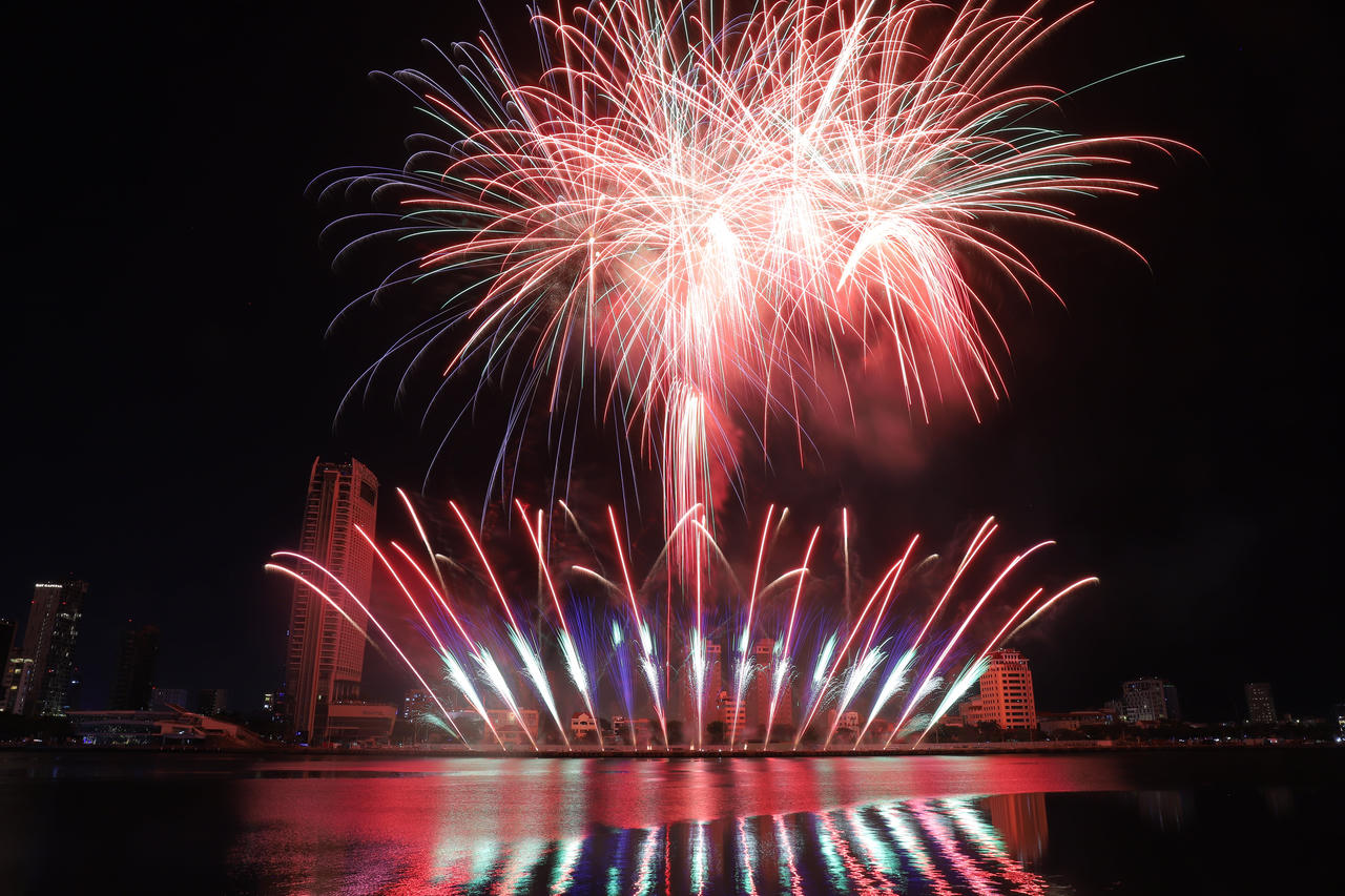 Bừng sáng đêm Đà Nẵng với màn khai mạc DIFF 2024 của đội Pháp và Việt Nam