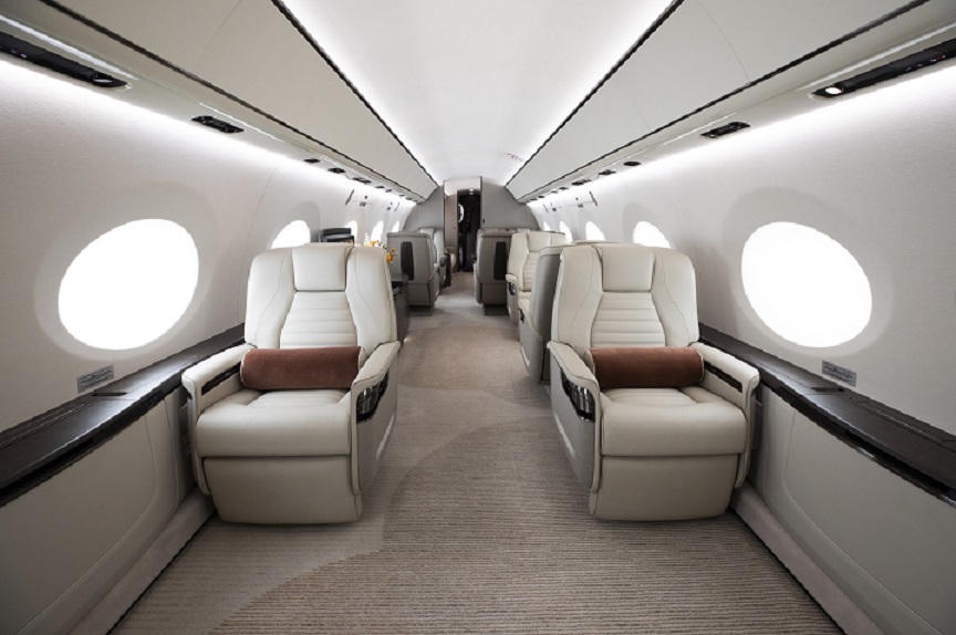 Ngắm loạt chuyên cơ siêu sang dành cho tỷ phú đổ bộ sân bay Đà Nẵng