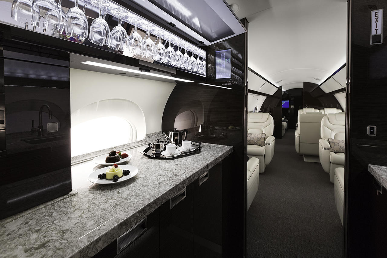 Khám phá 5 siêu phẩm máy bay Gulfstream vừa xuất hiện tại Đà Nẵng 