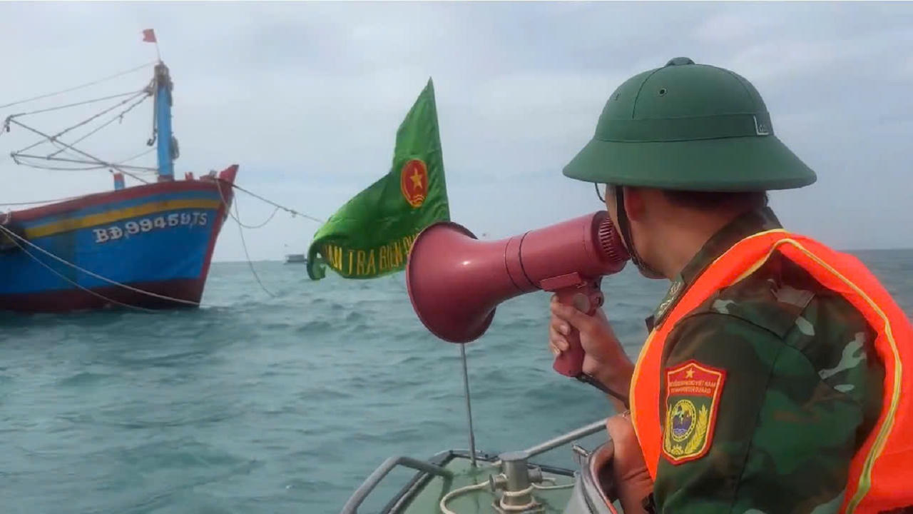 Hình ảnh đảo tiền tiêu ở Quảng Ngãi ứng phó bão số 6