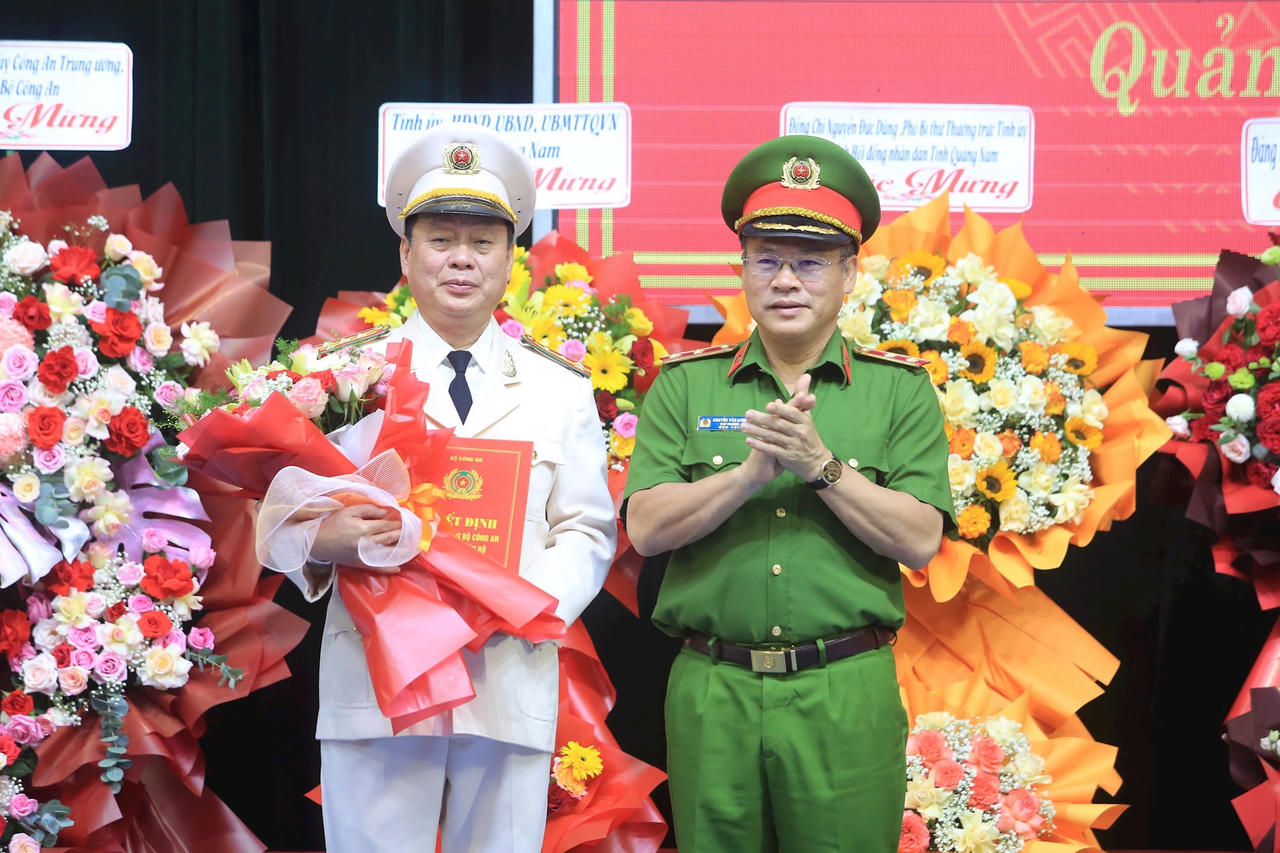 Thăng cấp hàm Thiếu tướng đối với Giám đốc Công an tỉnh Quảng Nam