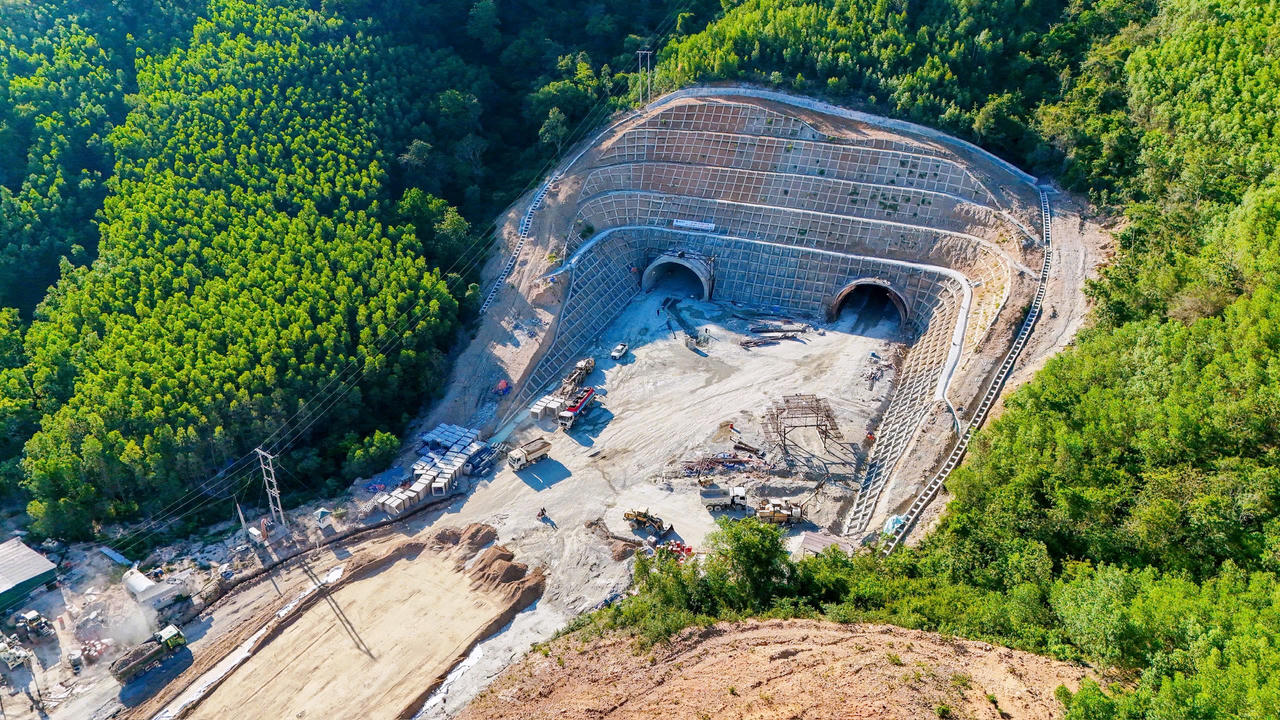 Quảng Ngãi đẩy nhanh tiến độ phê duyệt giá đất, tháo gỡ vướng mắc tại cao tốc Bắc – Nam