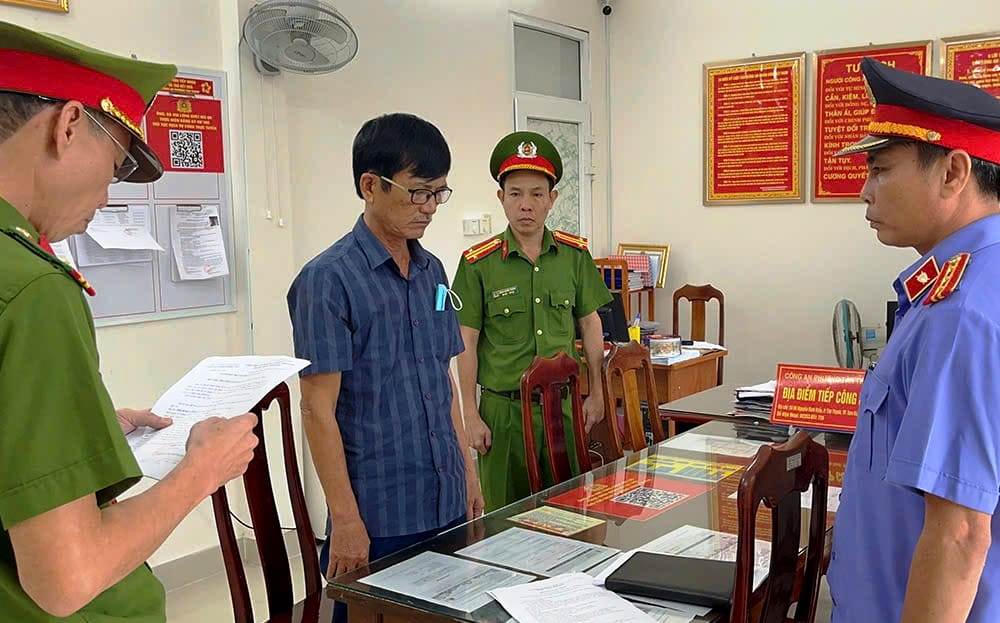 Để thất thoát 12 tỷ đồng, Giám đốc Ban quản lý huyện ở Quảng Nam bị khởi tố