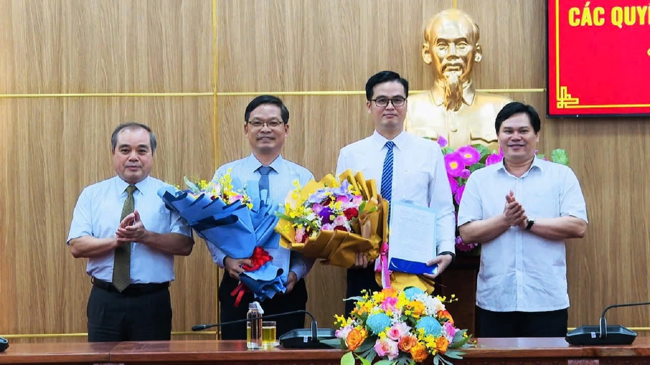 Quảng Ngãi có tân Trưởng, Phó Ban Quản lý Khu kinh tế Dung Quất