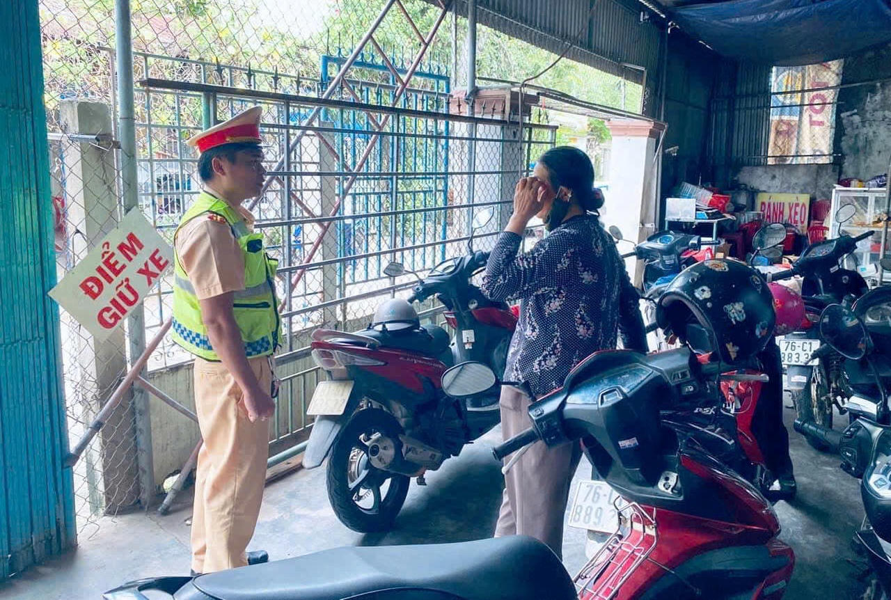 Ghi hình, xử lý học sinh chạy xe máy trên 50 phân khối ở Quảng Ngãi